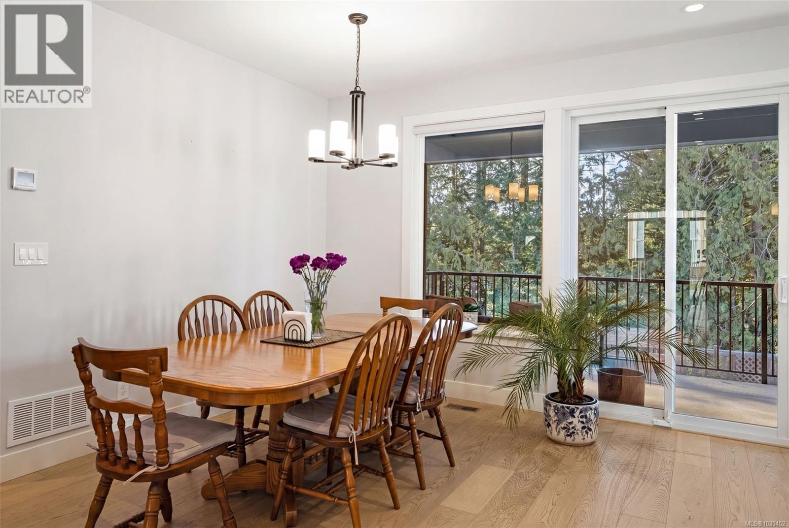 2137 Triangle Trail - 11