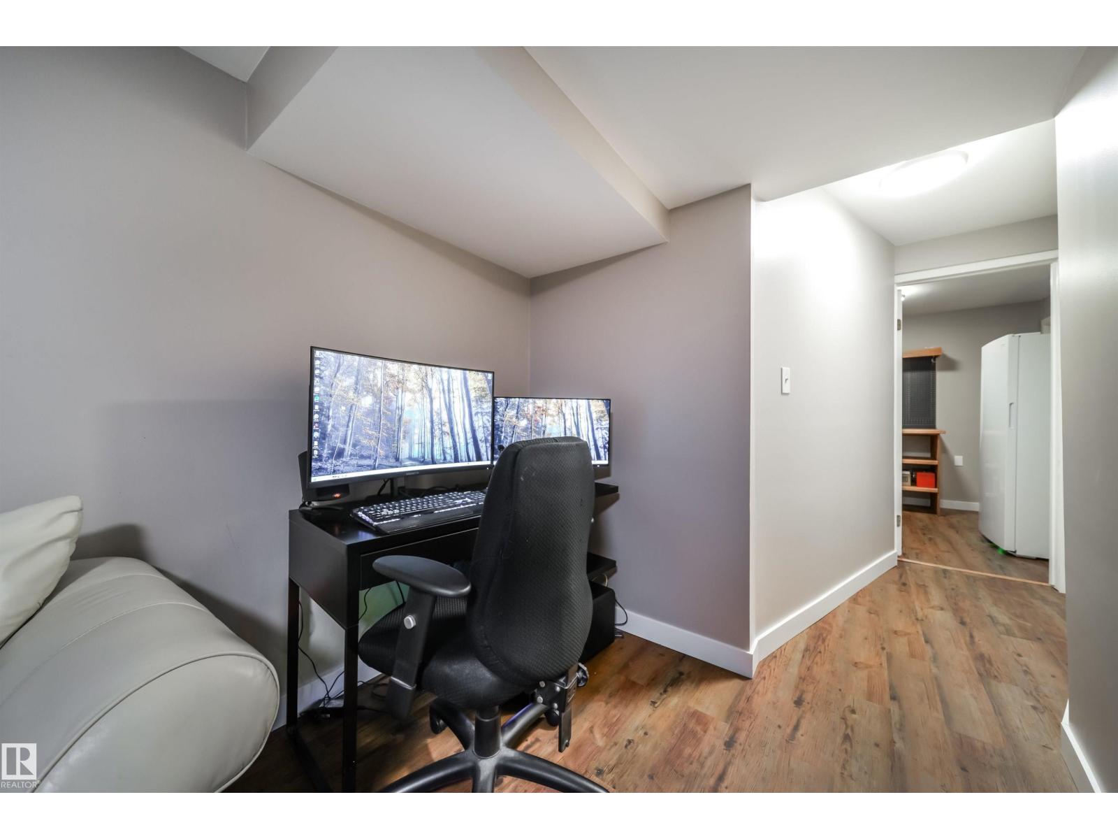 4813 44 AV — photo 48