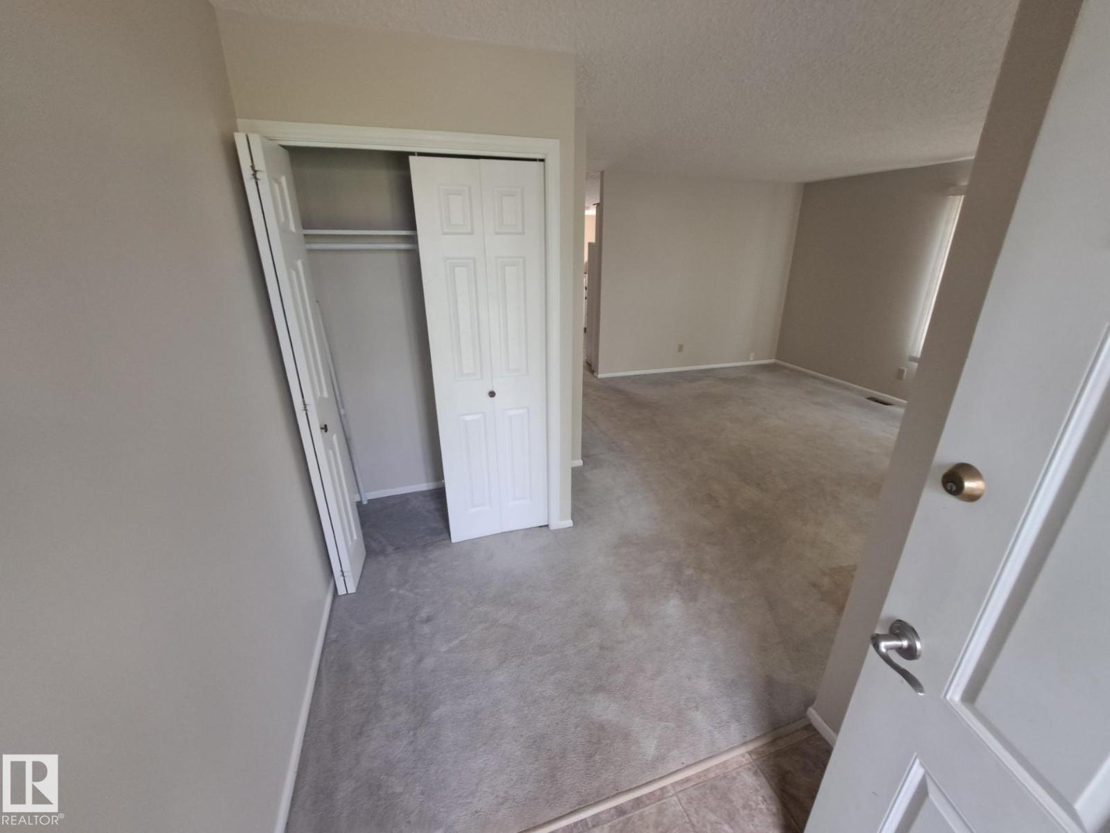 #5 11015 105 AV — photo 10