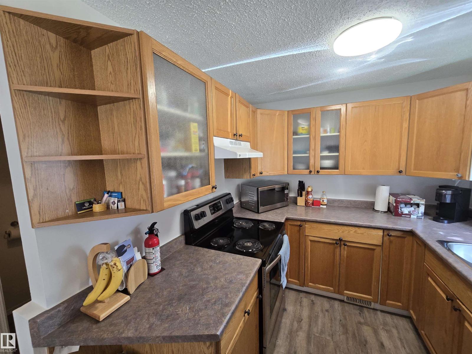 6646 178 ST NW - 11