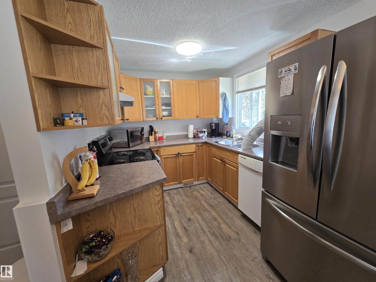 6646 178 ST NW - 12