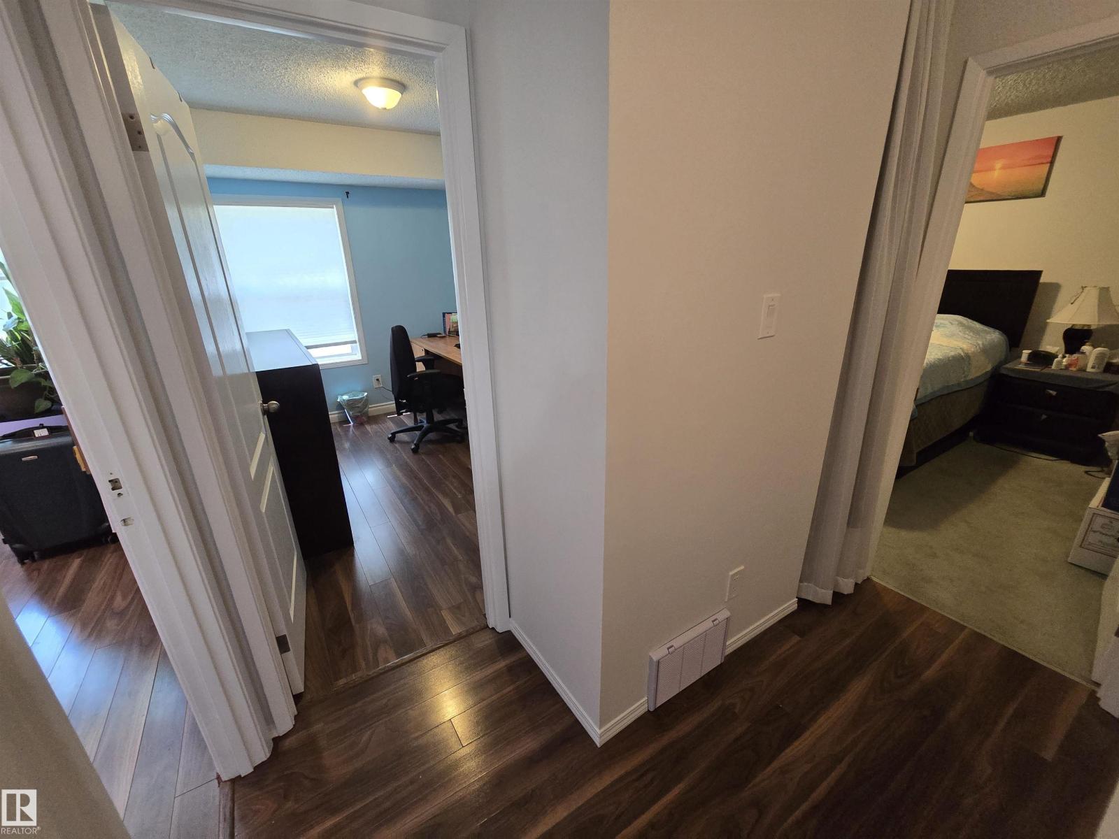 6646 178 ST NW - 18