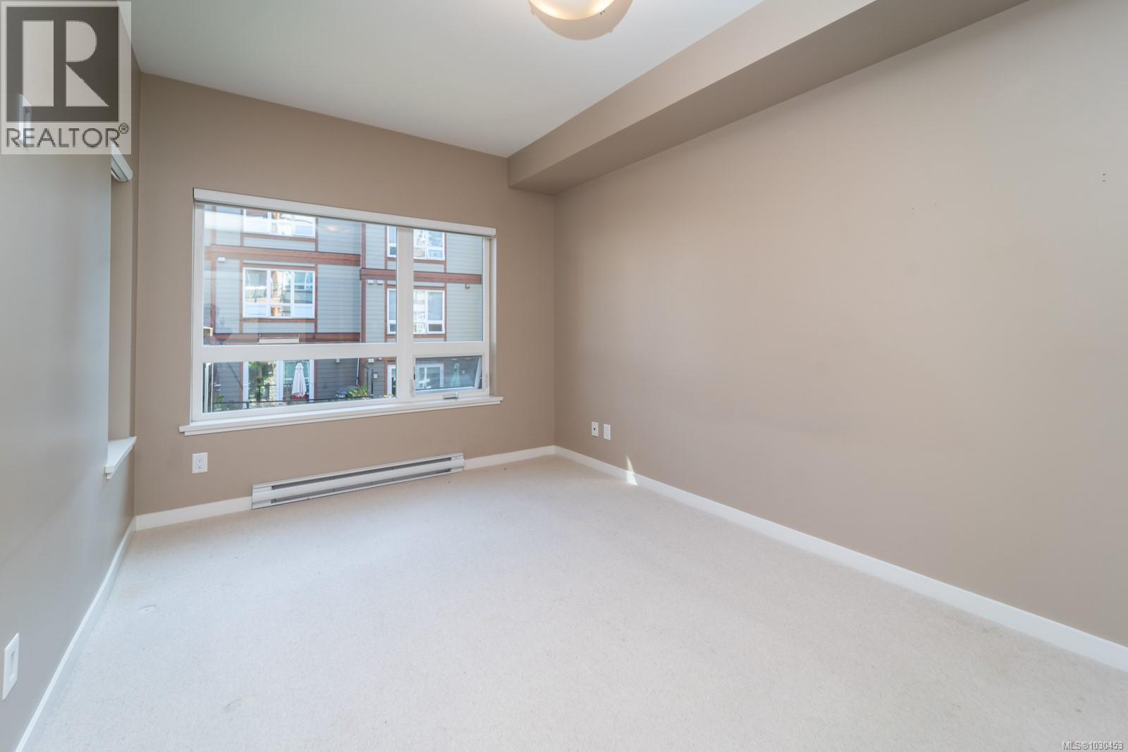 #204 6591 Lincroft Rd - 11