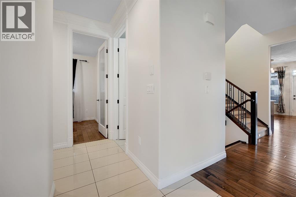 40 Baywater Court SW - 4