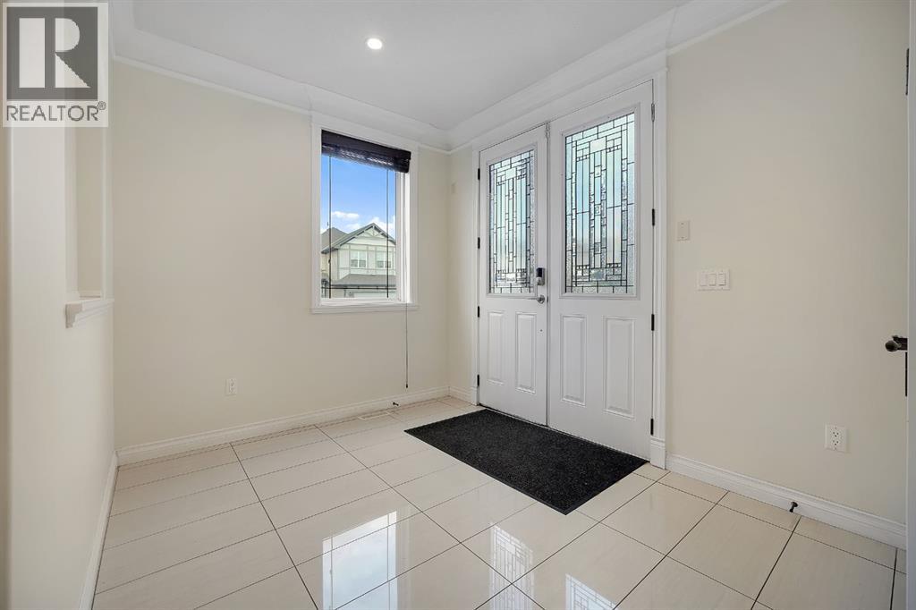 40 Baywater Court SW - 2