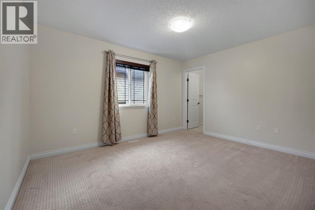40 Baywater Court SW - 40