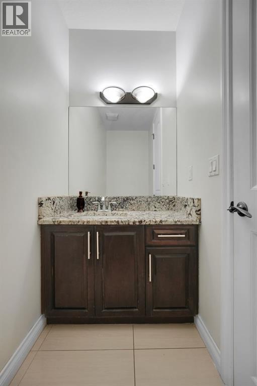 40 Baywater Court SW - 21