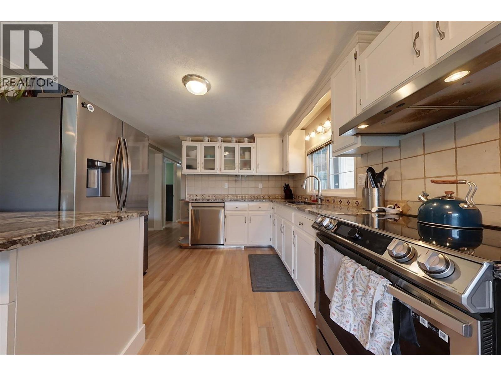 3433 ERICKSON Road - 9