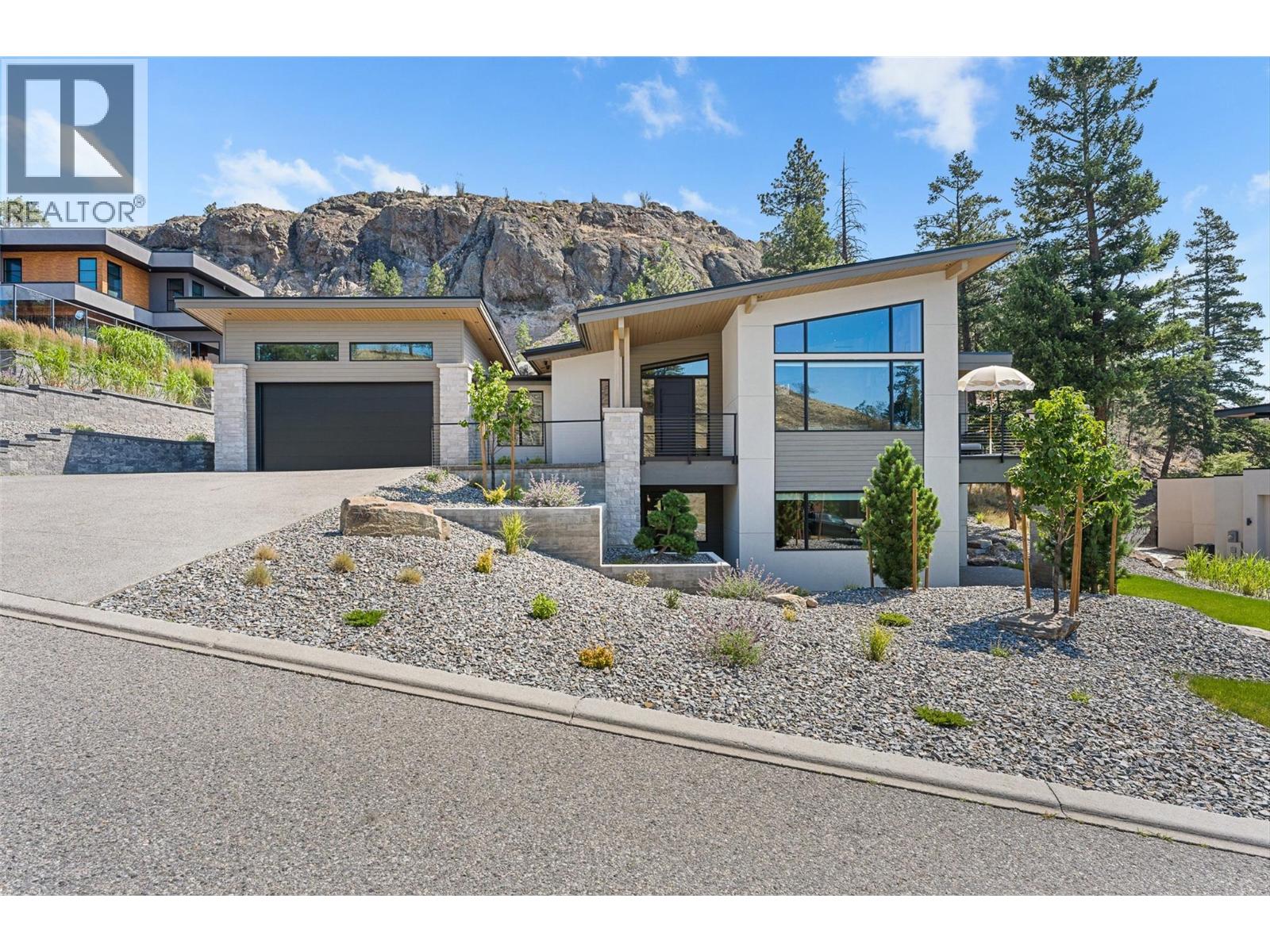 721 Pinehaven Court, Kelowna