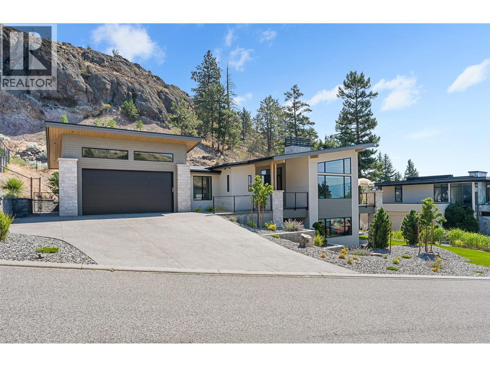 721 Pinehaven Court, Kelowna