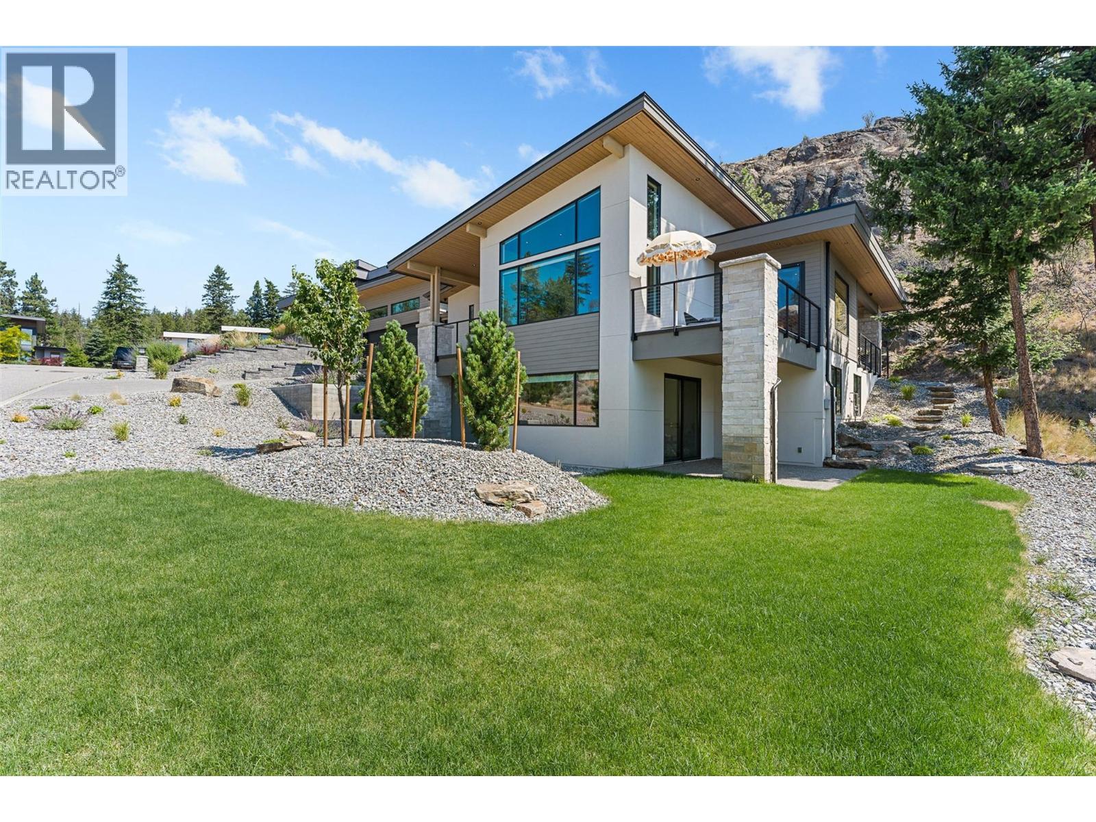 721 Pinehaven Court, Kelowna