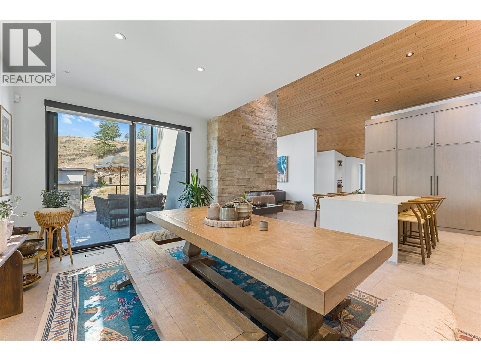 721 Pinehaven Court, Kelowna