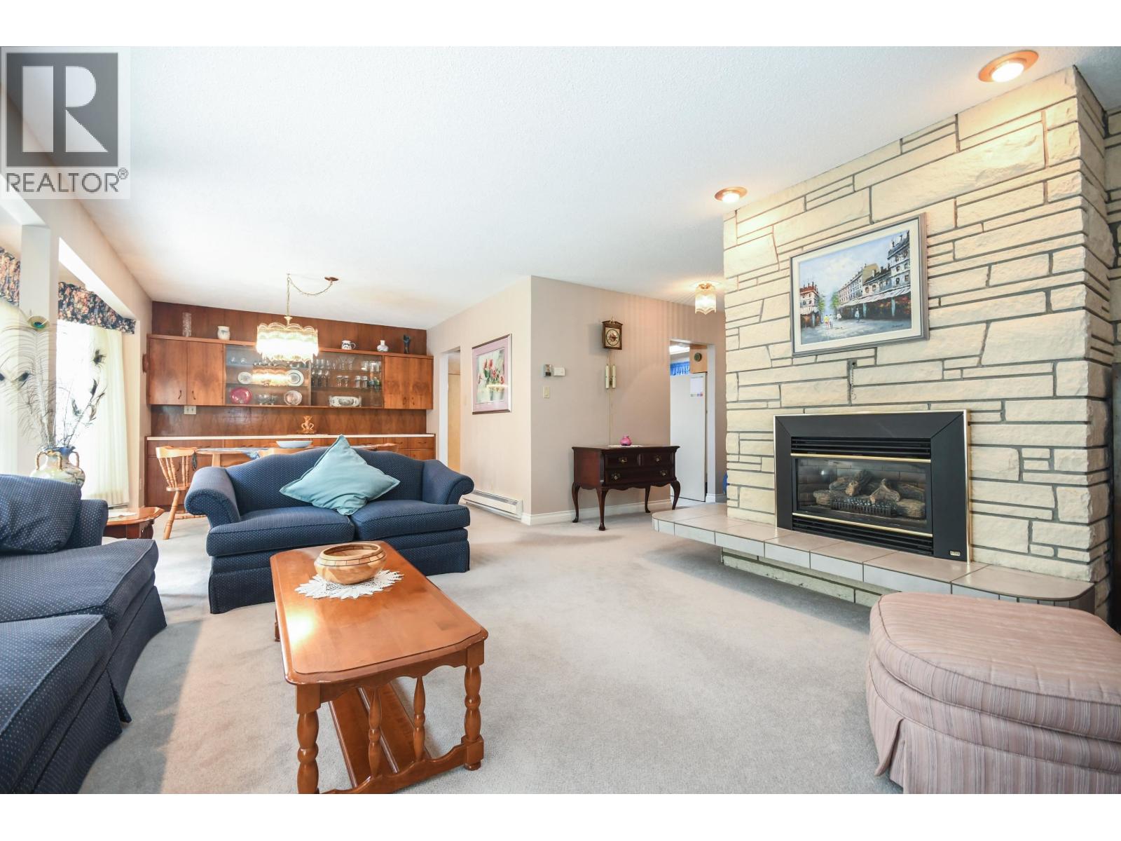 2746 FAIRVIEW CRESCENT - 5