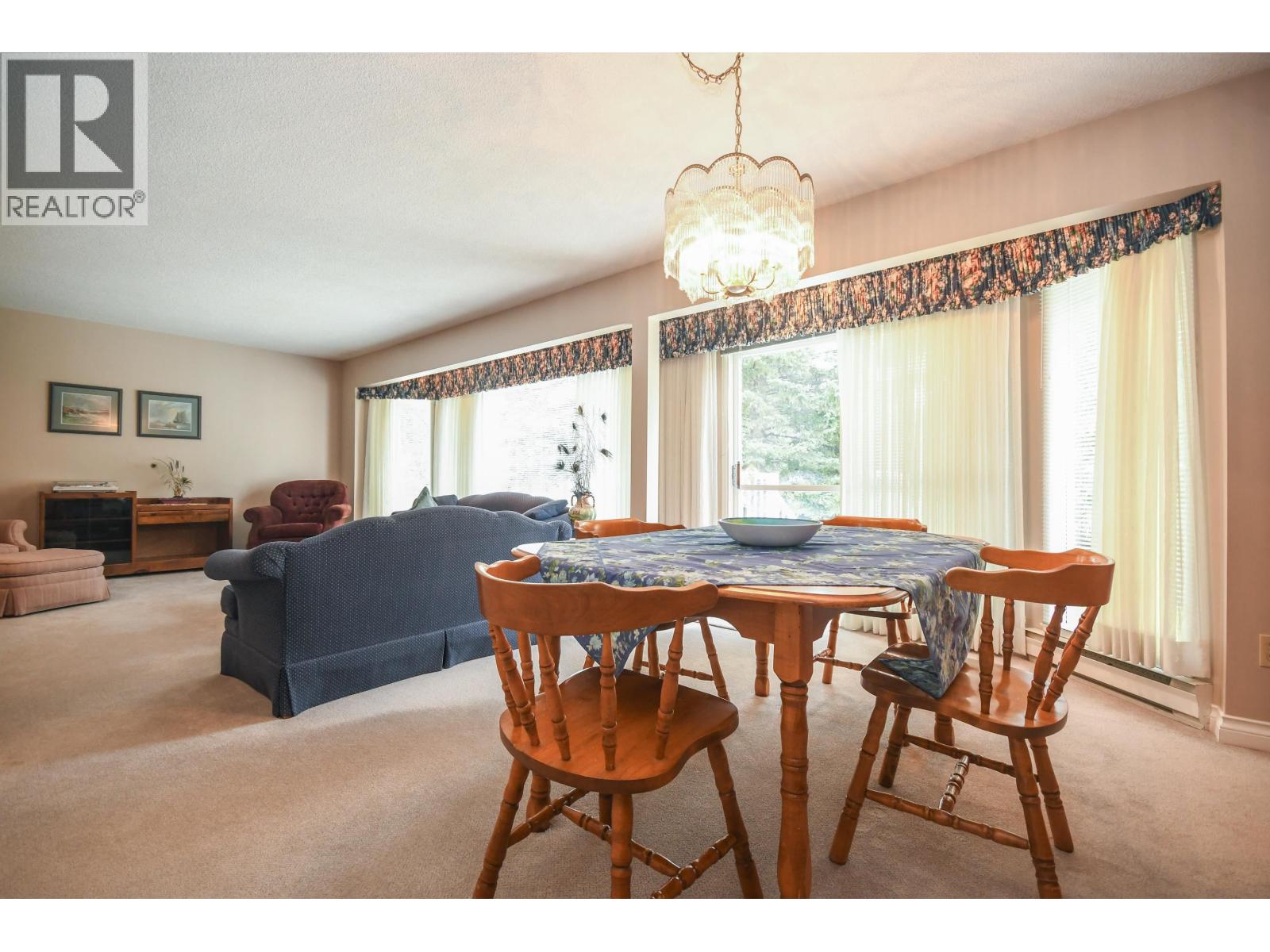 2746 FAIRVIEW CRESCENT - 7