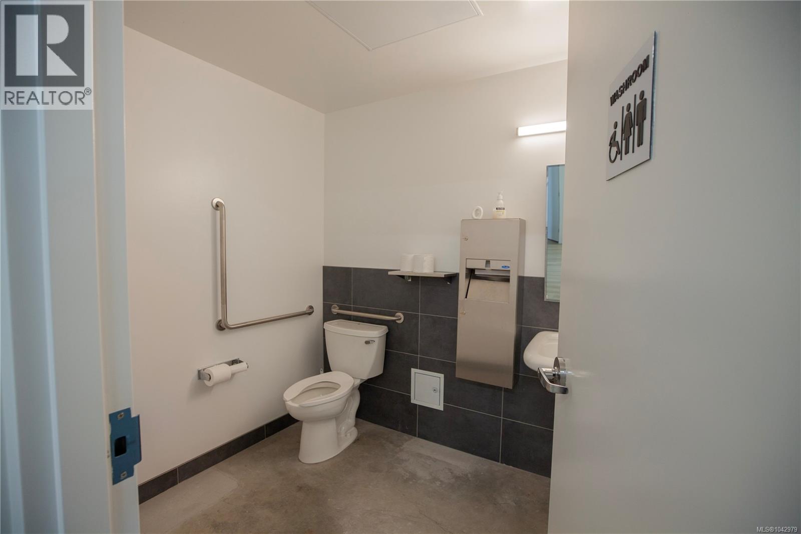 109 650A Allandale Rd, Colwood