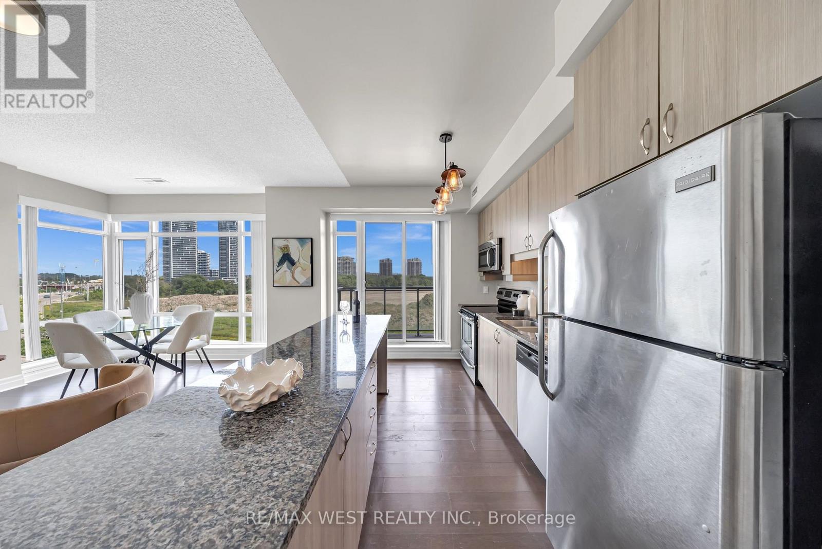 #304F 8130 BIRCHMOUNT ROAD - Image 23