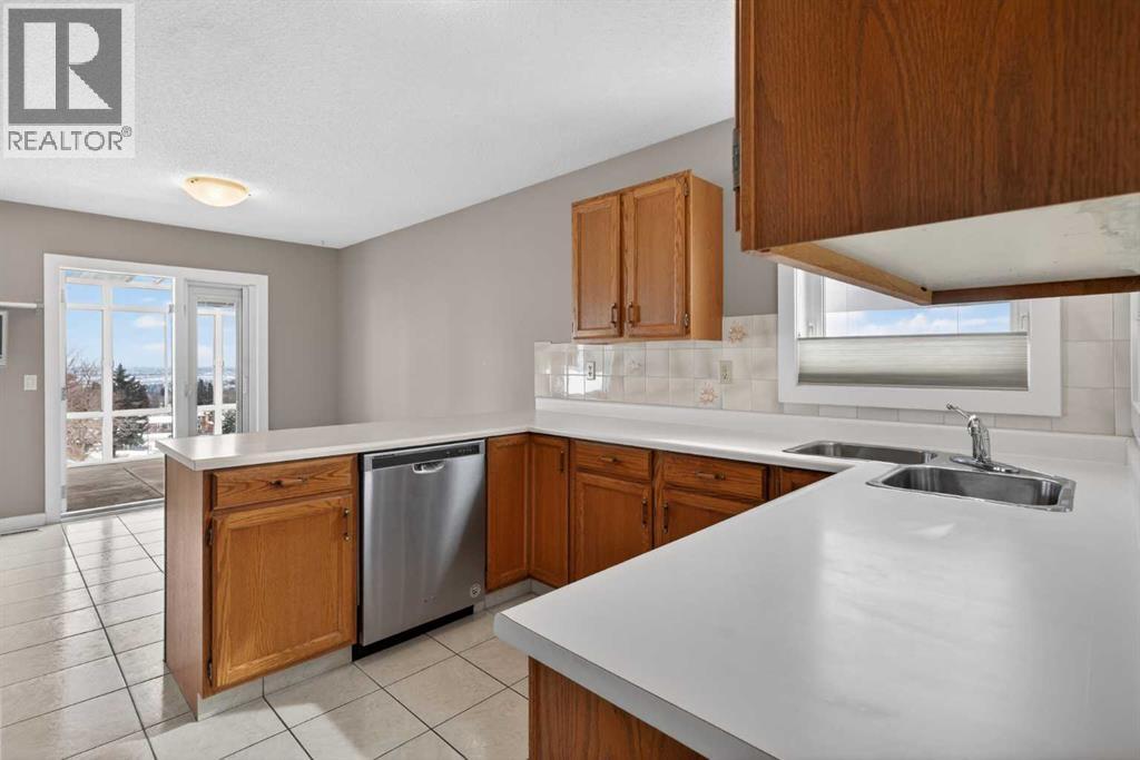 96 Norquay Heights NW - 13