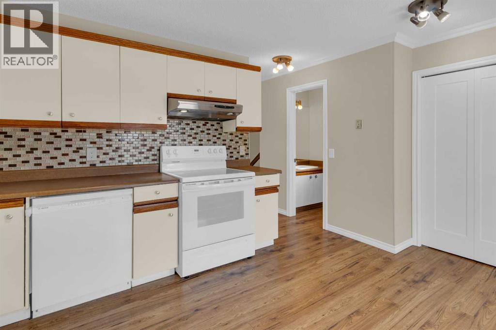 2537 9 Avenue SE - 12
