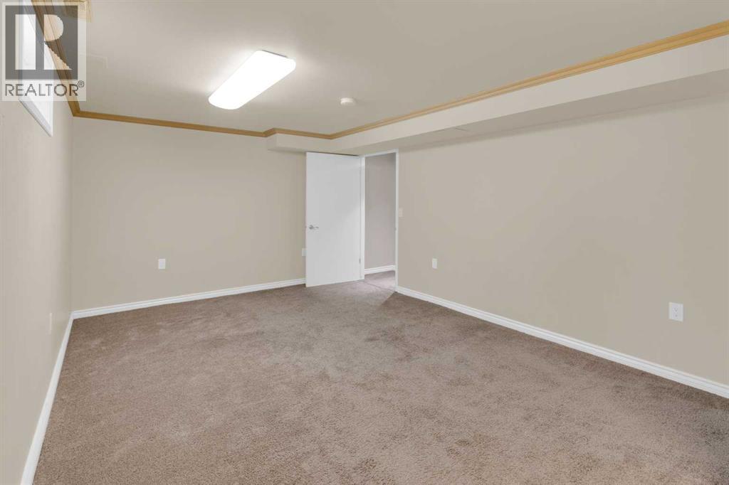 2537 9 Avenue SE - 33