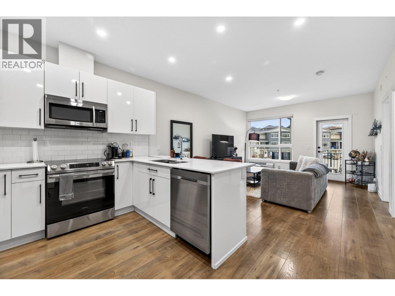 #305 1880 Hugh Allan Drive - 2