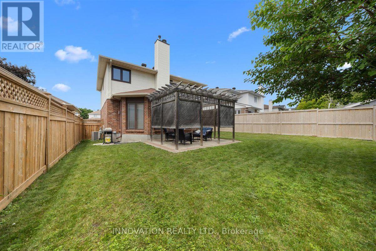 183 EQUESTRIAN DRIVE - 40