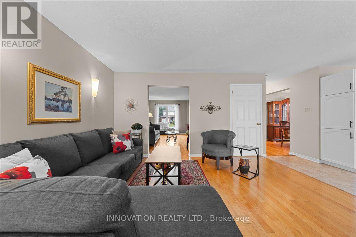 183 EQUESTRIAN DRIVE - 7