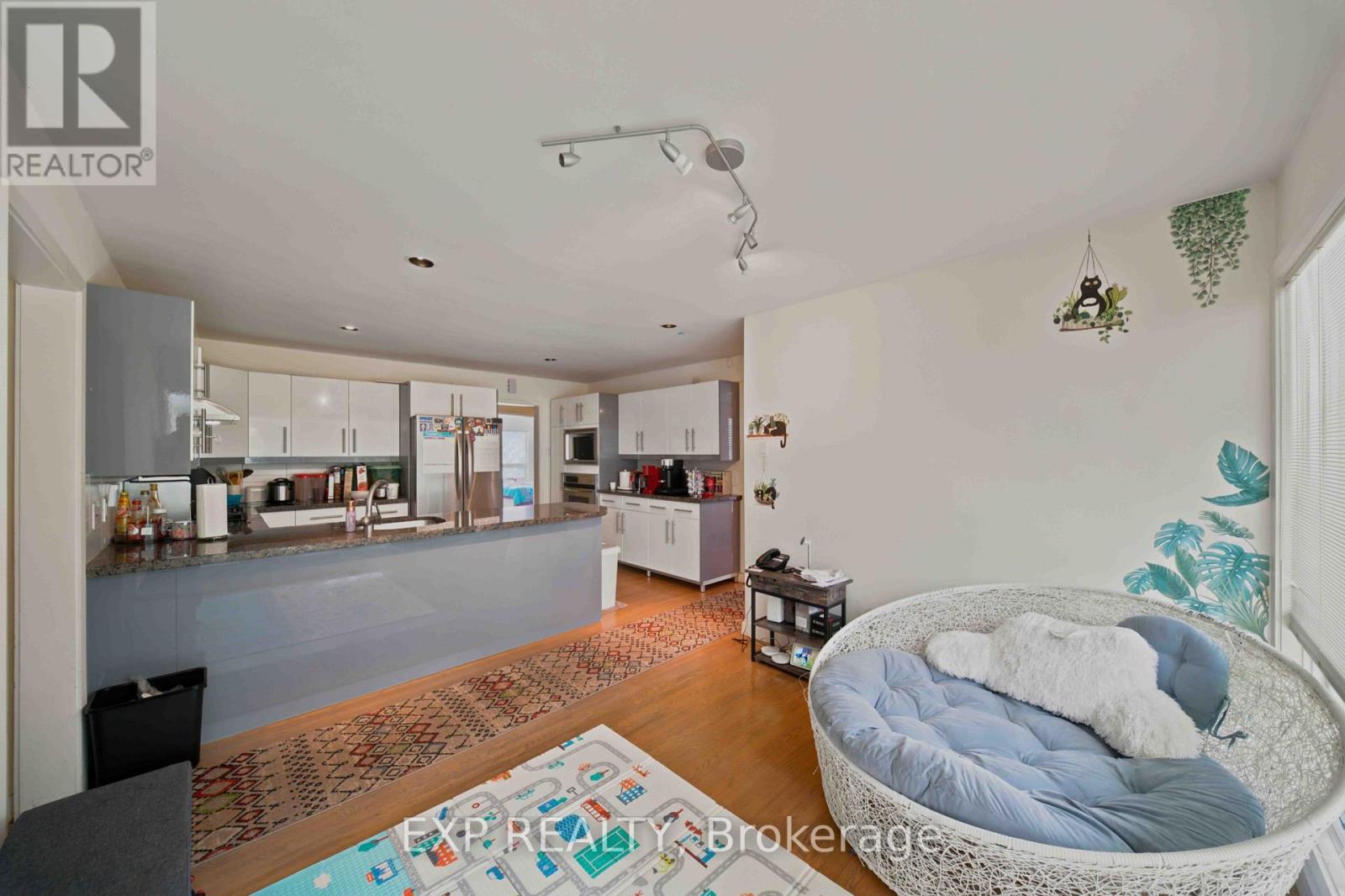 304 ROGER ROAD, Ottawa. Luxury613. By Peter Sagos - Image 14