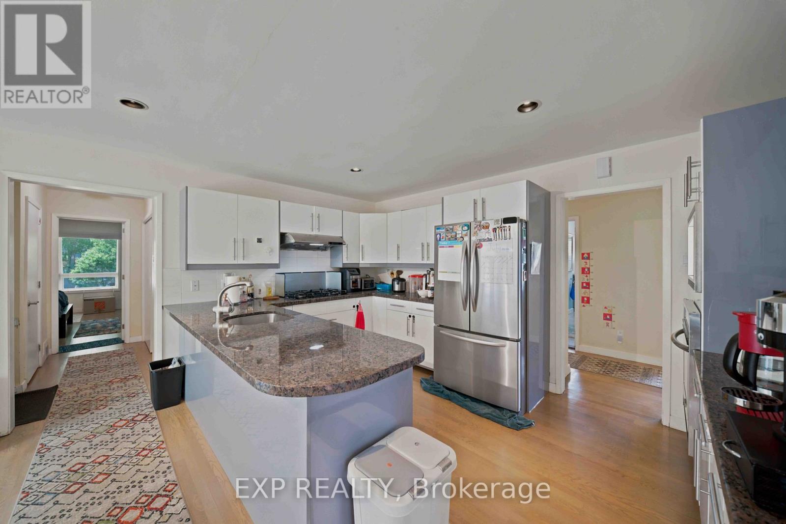 304 ROGER ROAD, Ottawa. Luxury613. By Peter Sagos - Image 15