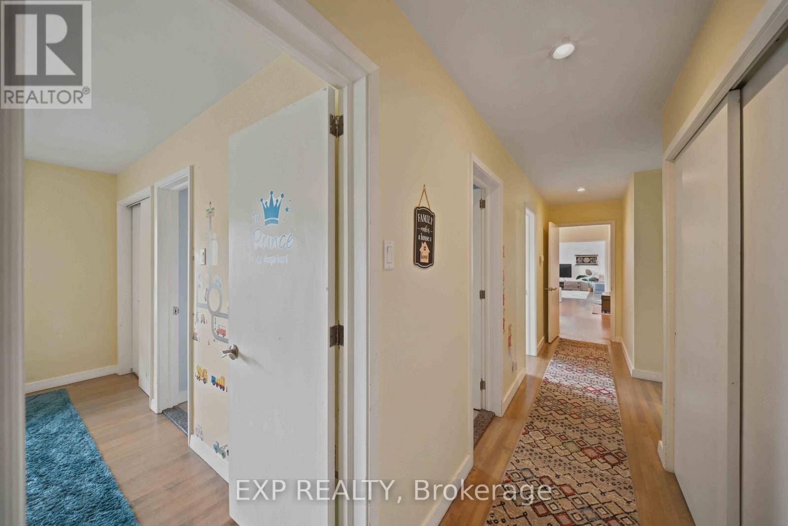 304 ROGER ROAD, Ottawa. Luxury613. By Peter Sagos - Image 21
