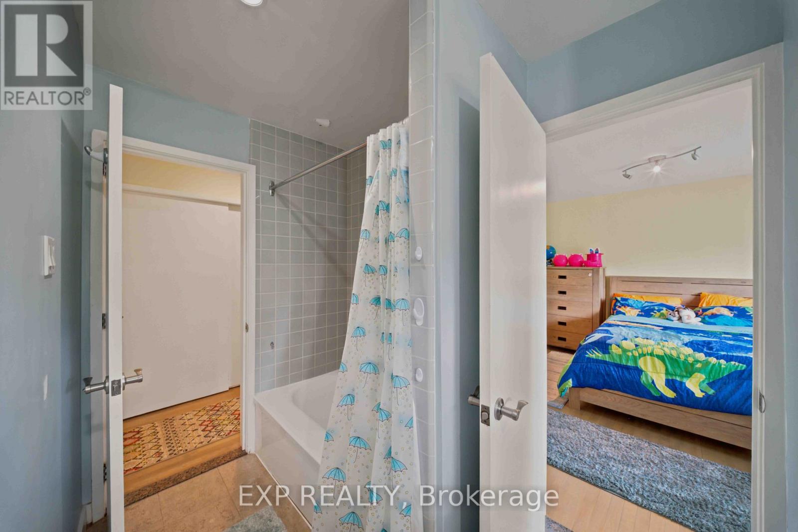 304 ROGER ROAD, Ottawa. Luxury613. By Peter Sagos - Image 24