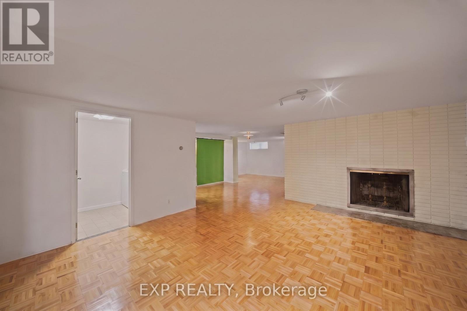 304 ROGER ROAD, Ottawa. Luxury613. By Peter Sagos - Image 34