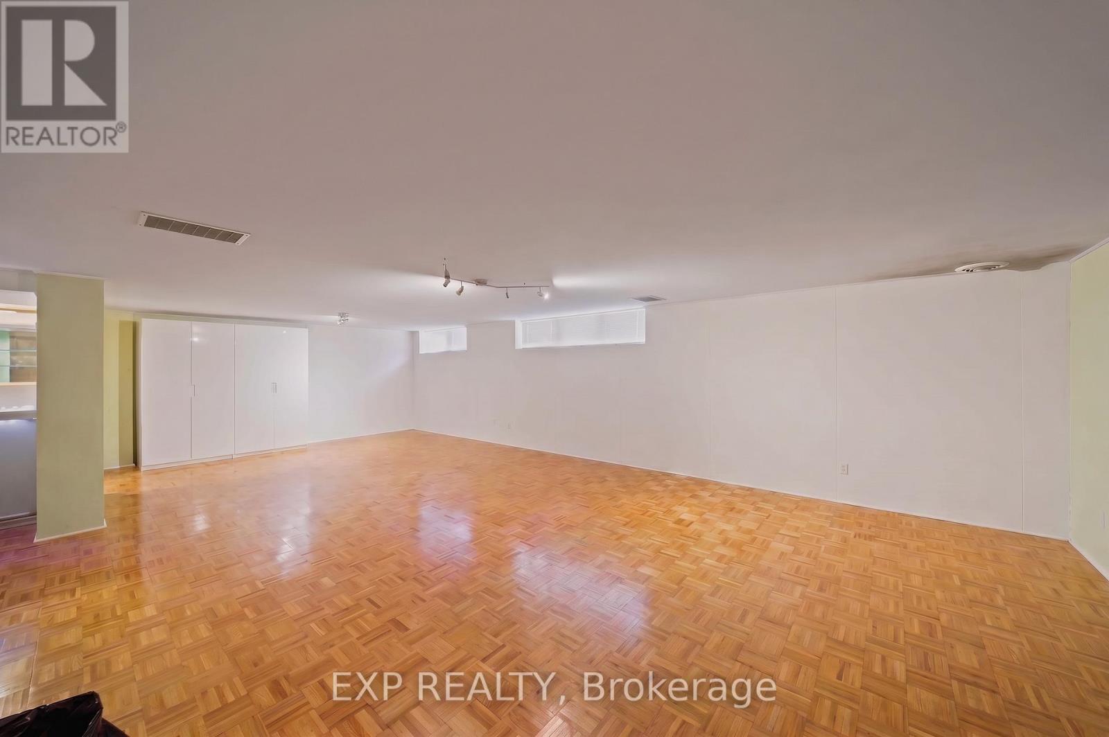 304 ROGER ROAD, Ottawa. Luxury613. By Peter Sagos - Image 35