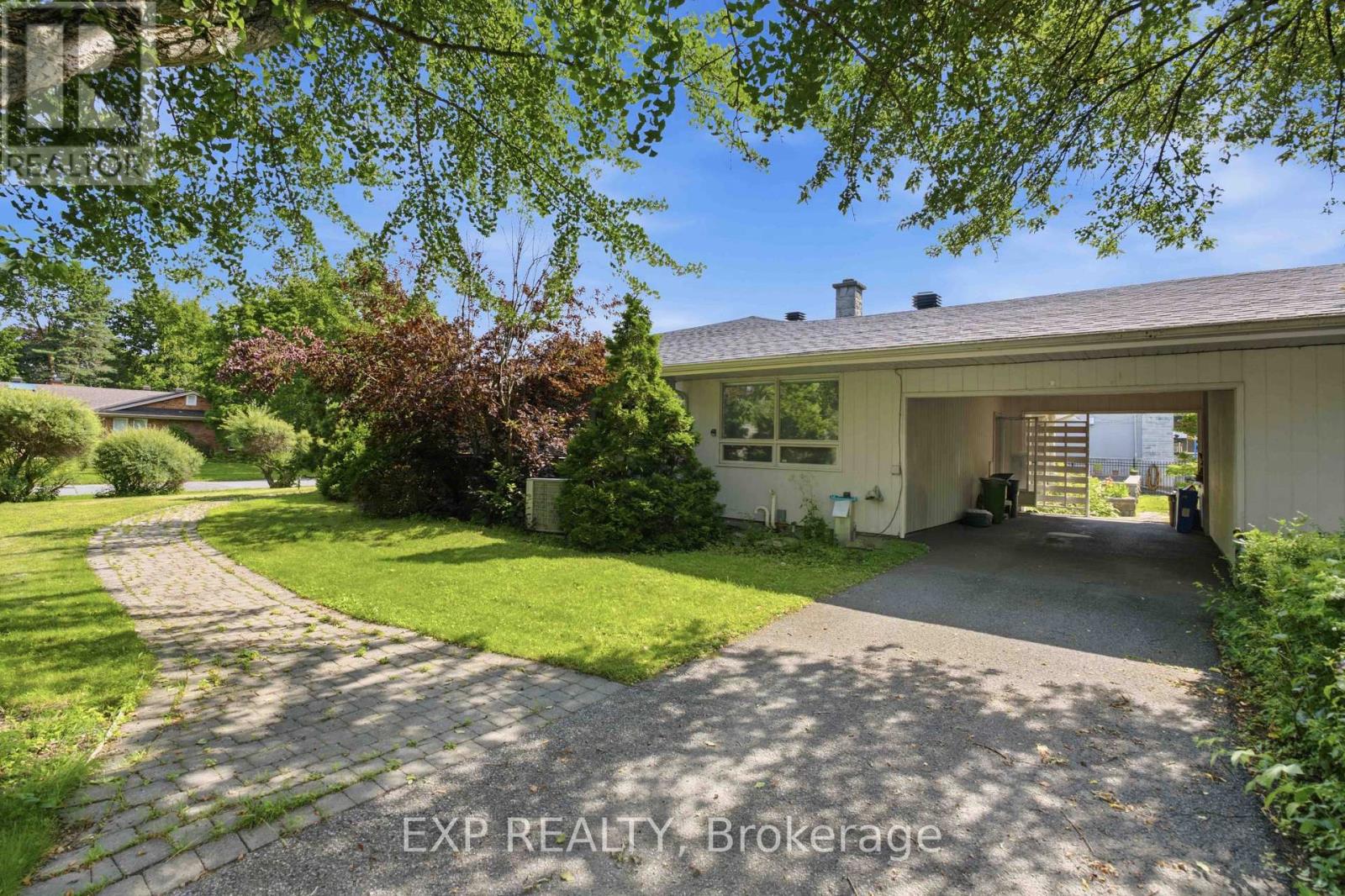 304 ROGER ROAD, Ottawa. Luxury613. By Peter Sagos - Image 45