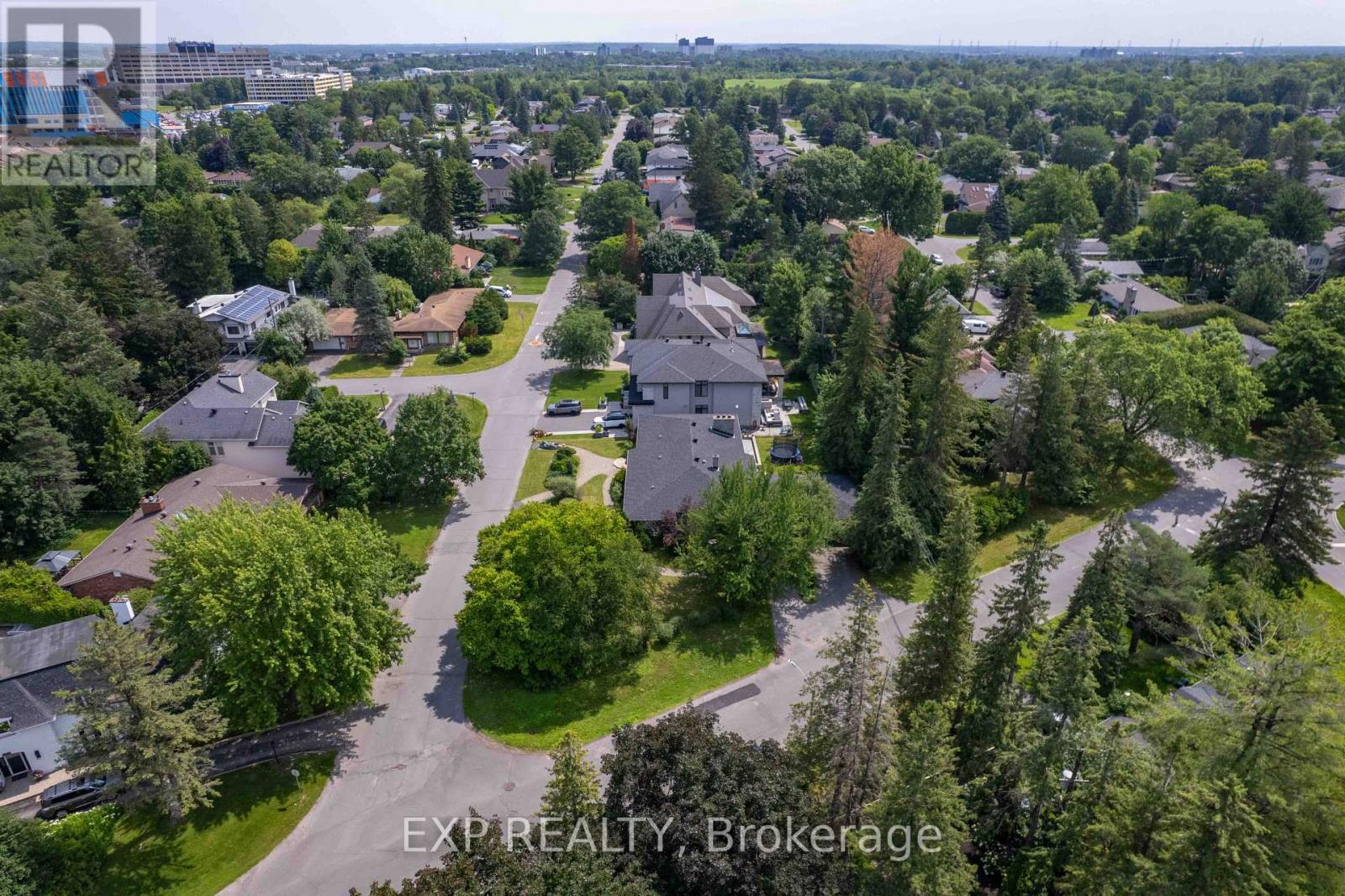 304 ROGER ROAD, Ottawa. Luxury613. By Peter Sagos - Image 50