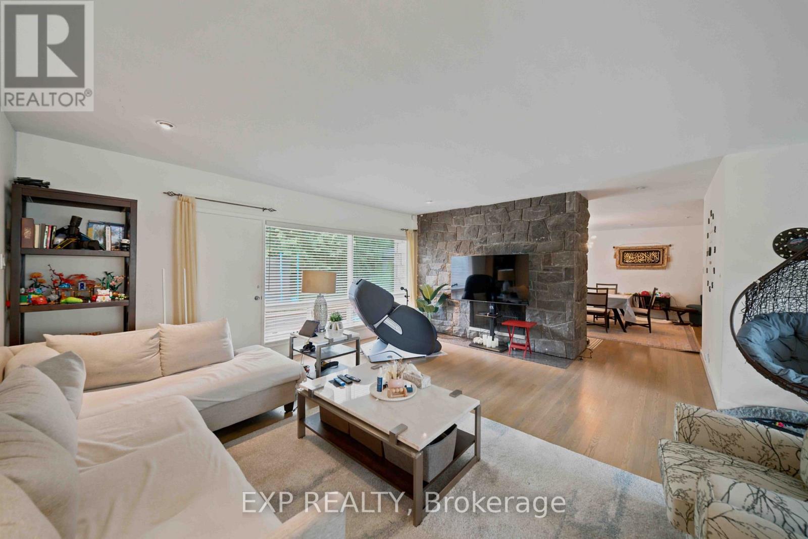 304 ROGER ROAD, Ottawa. Luxury613. By Peter Sagos - Image 8