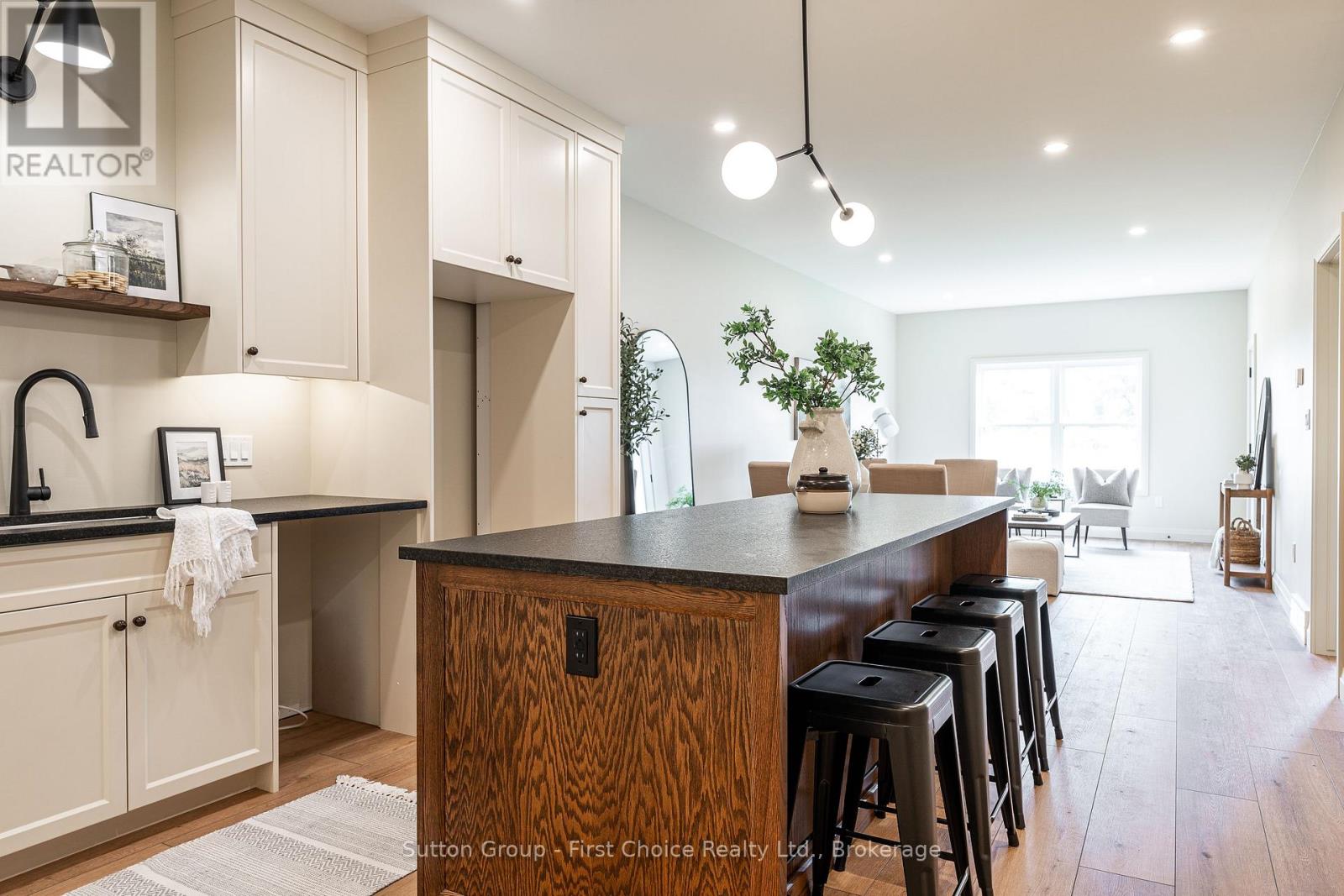 95 KENTON STREET - 8