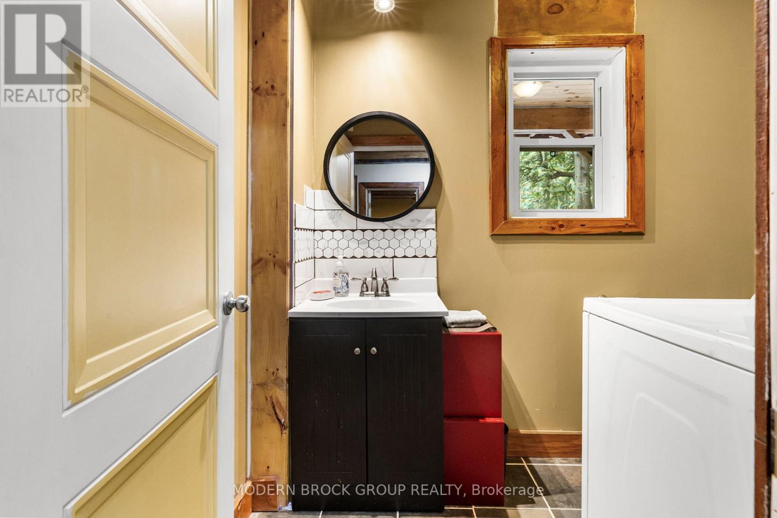30 B6A OTTER LAKE ROAD - 23
