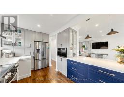 Kitchen - 33 Neapolitan Drive, Toronto, ON M1P4B2 Photo 12