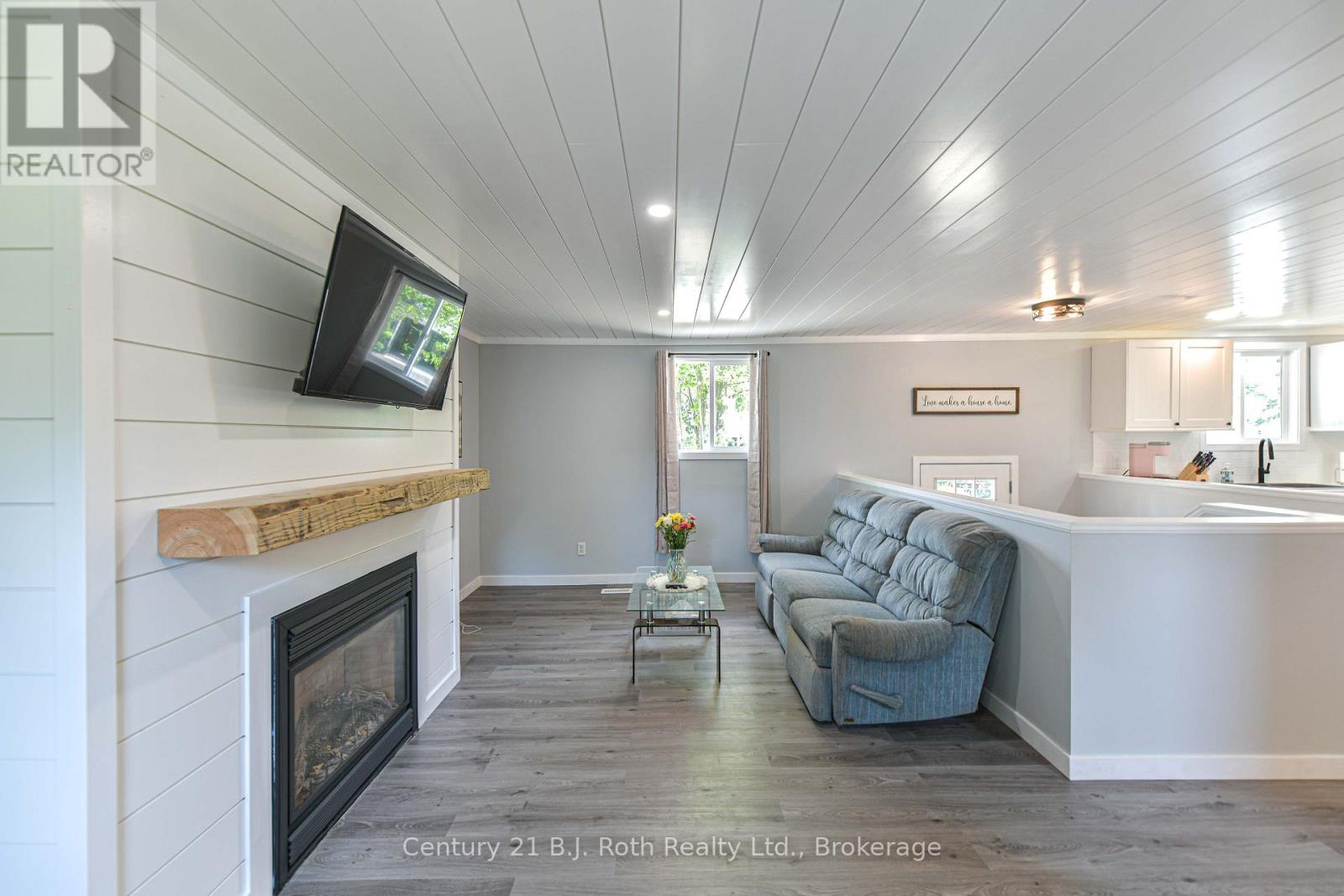 3332 CLEVELAND AVENUE - 12