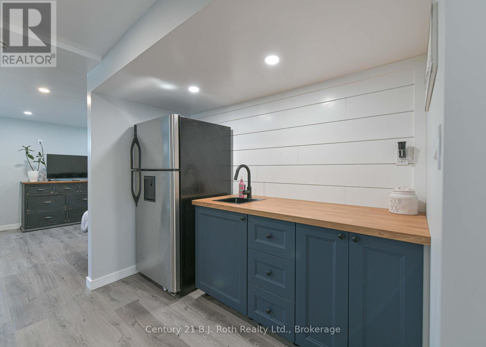 3332 CLEVELAND AVENUE - 30