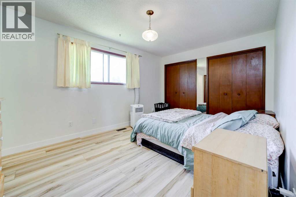 532 Indian Street — photo 9