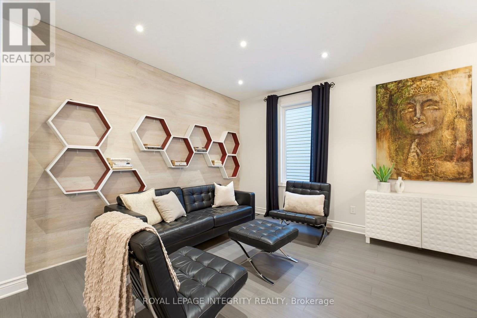 319 BOBOLINK RIDGE, Ottawa. Luxury613. By Peter Sagos - Image 7