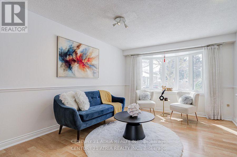 154 FRESHMEADOW DRIVE - 3