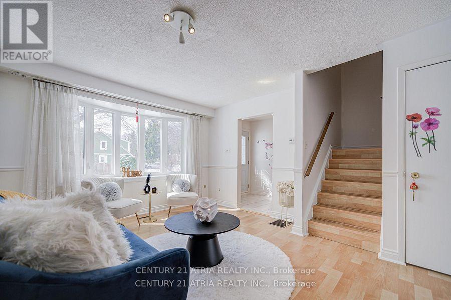 154 FRESHMEADOW DRIVE - 6