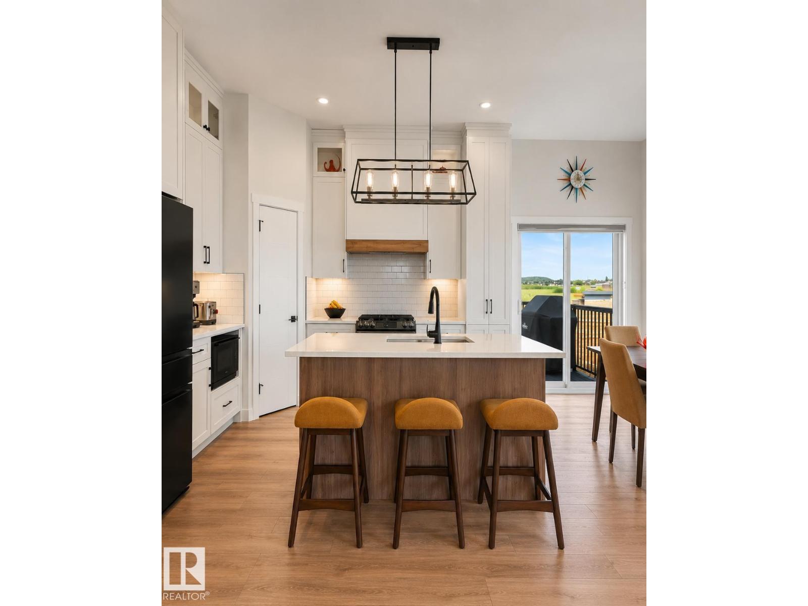 314 WATERTON WY - 8