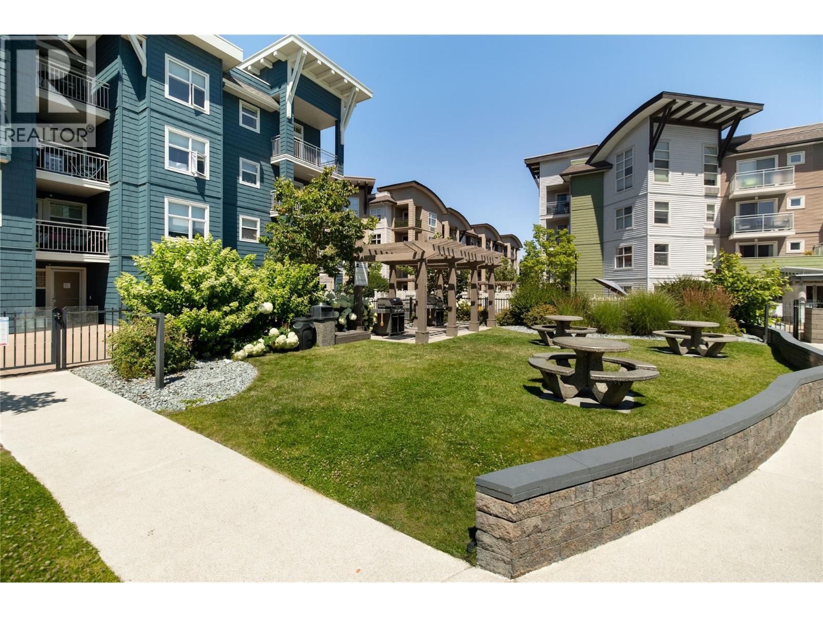 #114 547 Yates Road - 34