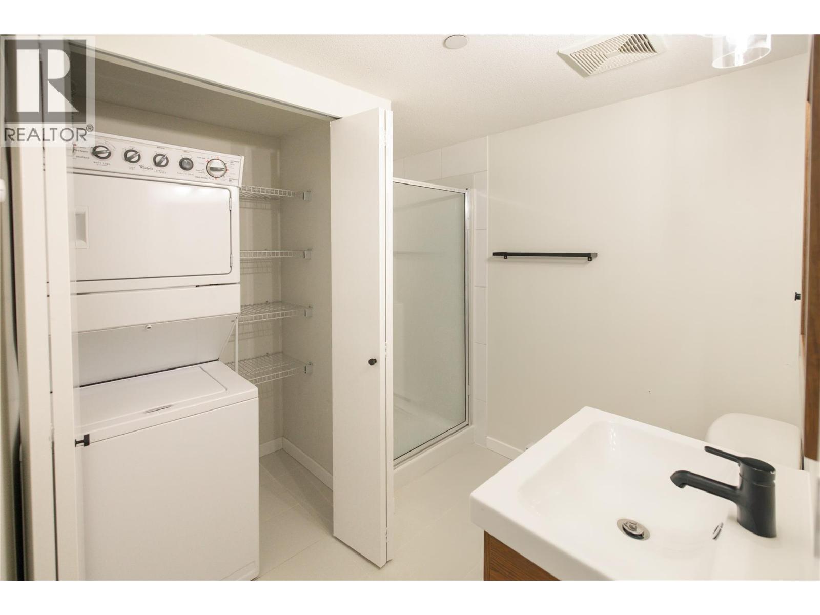#114 547 Yates Road - 28