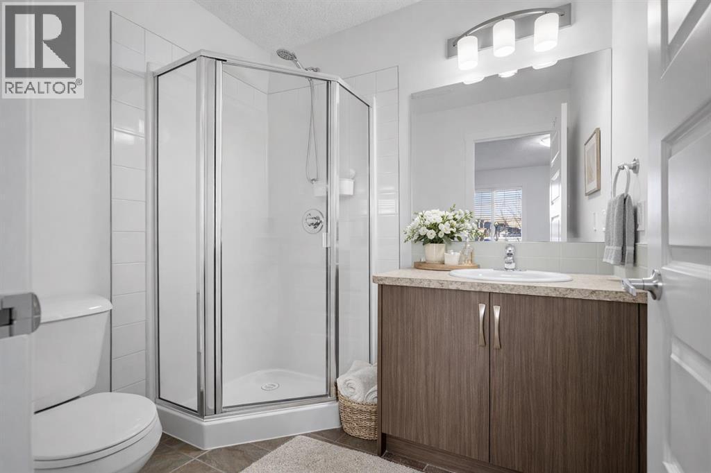 111 Auburn Bay Street SE - 37
