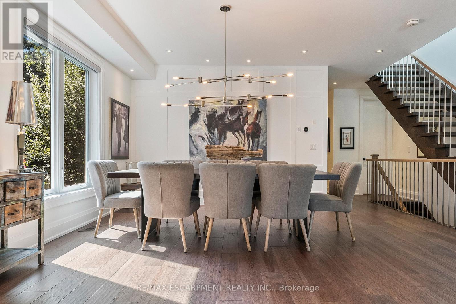 24 CAYUGA AVENUE - 7