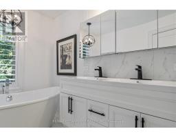 24 Cayuga Avenue, Mississauga, ON L5G3S7 Photo 23